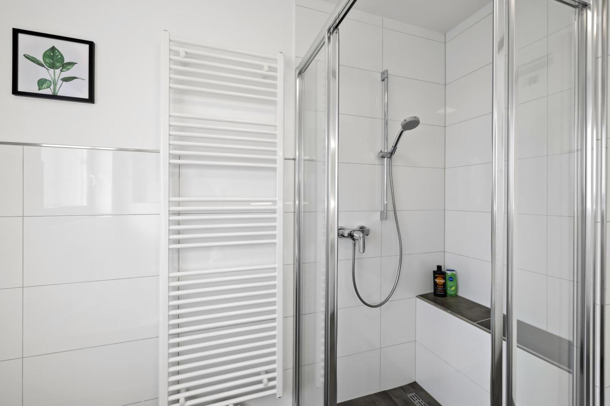 Svyvo Siegburg - Cozy Serviced Apartments Near Cologne & Bonn الغرفة الصورة